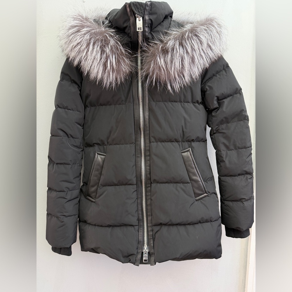 NB Series by NICOLE BENISTI Nakiska Fox Fur-Trim Down Puff Jacket, Size XS